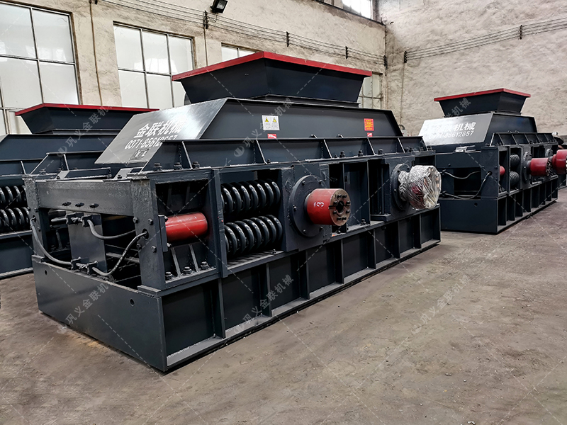 半自動大型對輥制砂機發(fā)貨 2PG1208制砂機設(shè)備發(fā)往廣東 半自動大型對輥制砂機發(fā)貨 2PG1208制砂機設(shè)備發(fā)往廣東